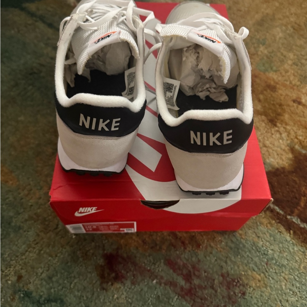 Nike Men's Challenger OG Cream/Black Sneakers for sale size 10.5 - Picture 2 of 7